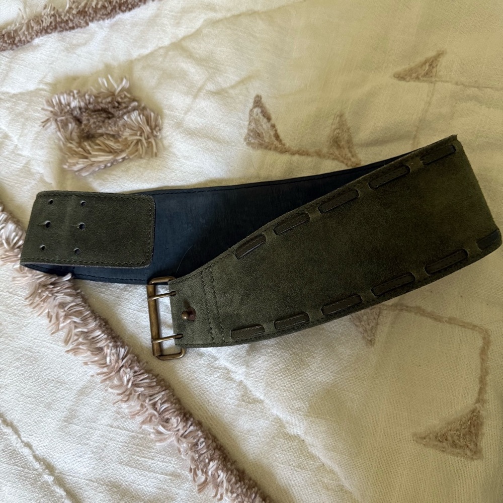 Alaia green suede belt